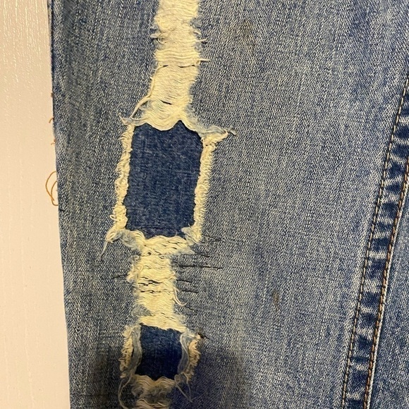 TRUE Religion Flare Distressed Jeans, vintage size 30, used condition, - Picture 3 of 9